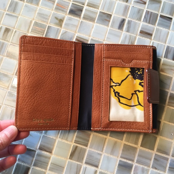 Kate Spade Navy Wallet - Picture 3 of 5